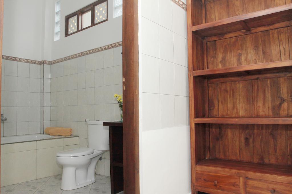 Dewa House Bisma Hotell Ubud Rum bild